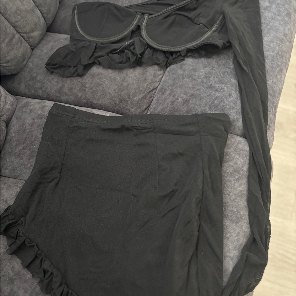 Black Ruffled skirt set